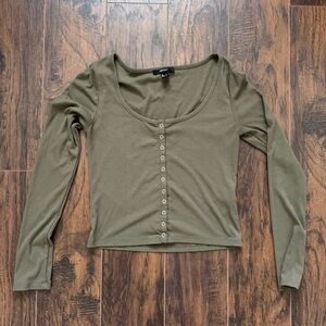 Forever 21 Large Olive Green Ribbed Snap Front Top